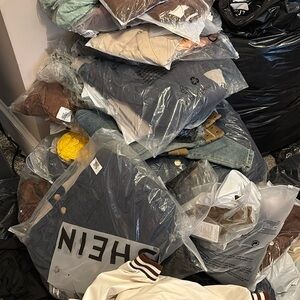 Whole Selling 85 pieces